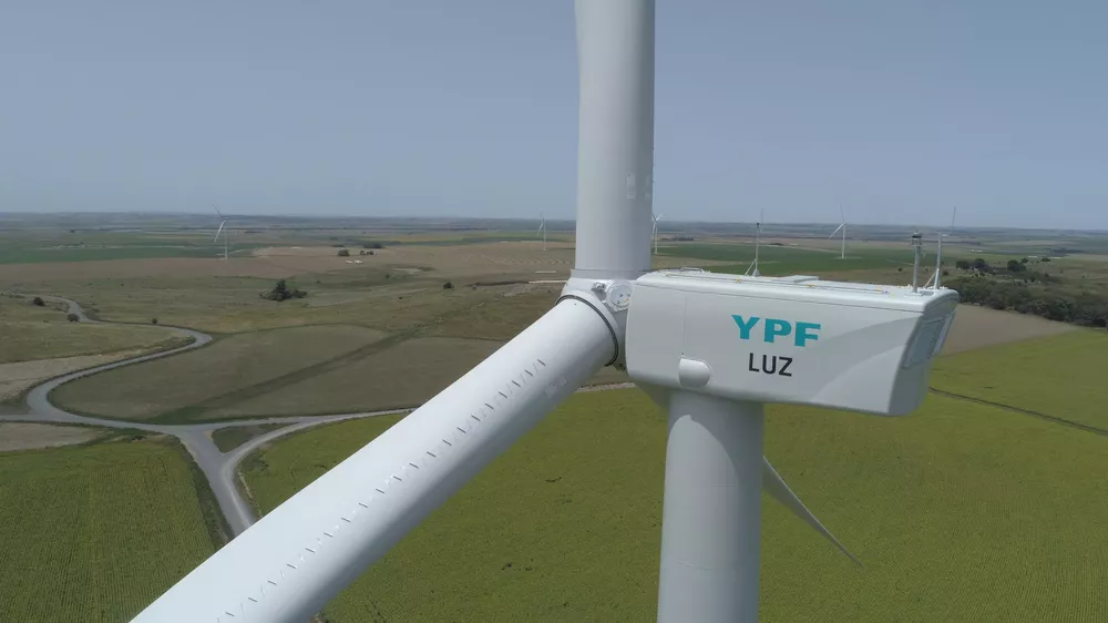 YPF LUZ