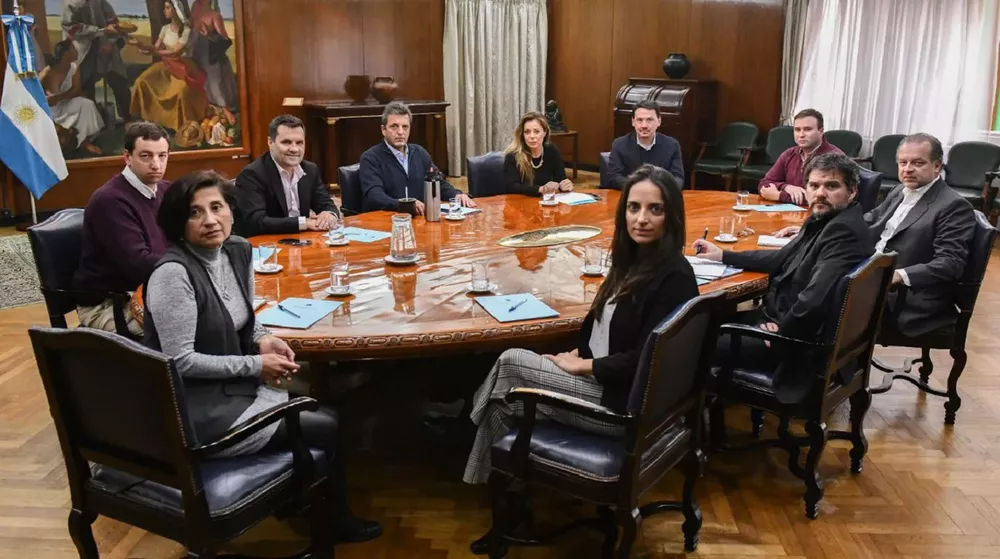 FLAVIA ROYON EQUIPO