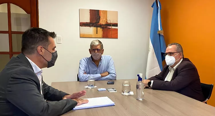 DARIO MARTINEZ ESTACIONEROS