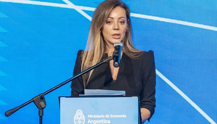 FLAVIA ROYON4