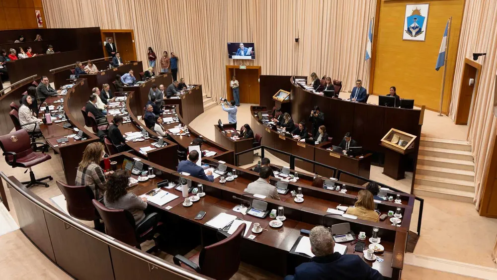 LEGISLATURA GNL