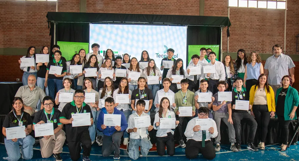 TECPETROL BECAS ROCA2