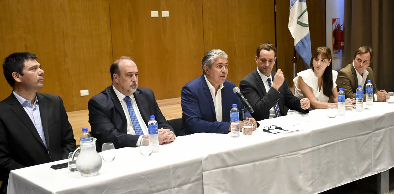 VACA MUERTA MESA EMPLEO