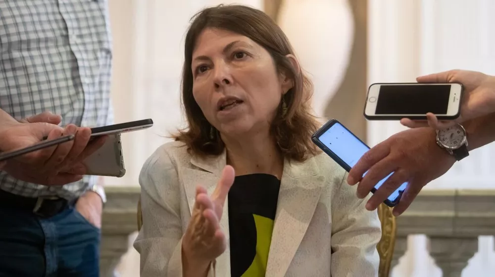 SILVINA BATAKIS