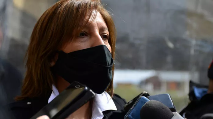 ARABELA-CARRERAS-PRENSA-696x391