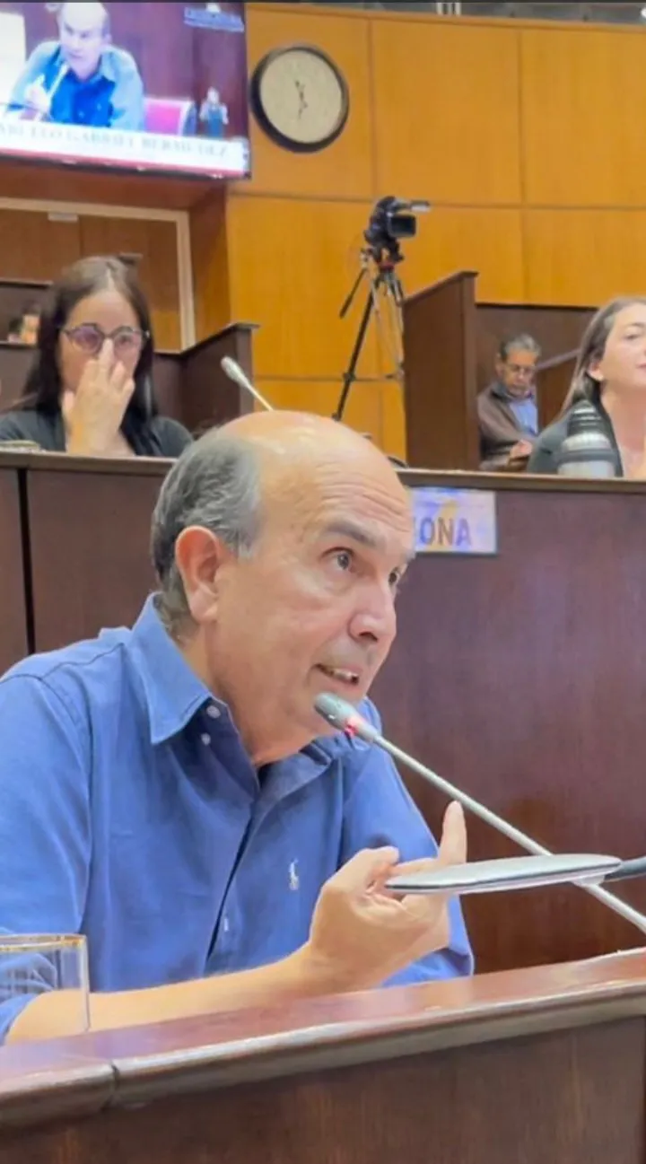 PAQUITO DIPUTADO2
