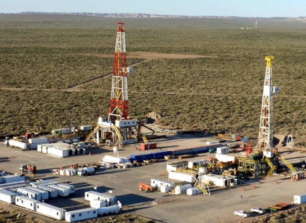 LOS TOLDOS EXXON MOBIL1