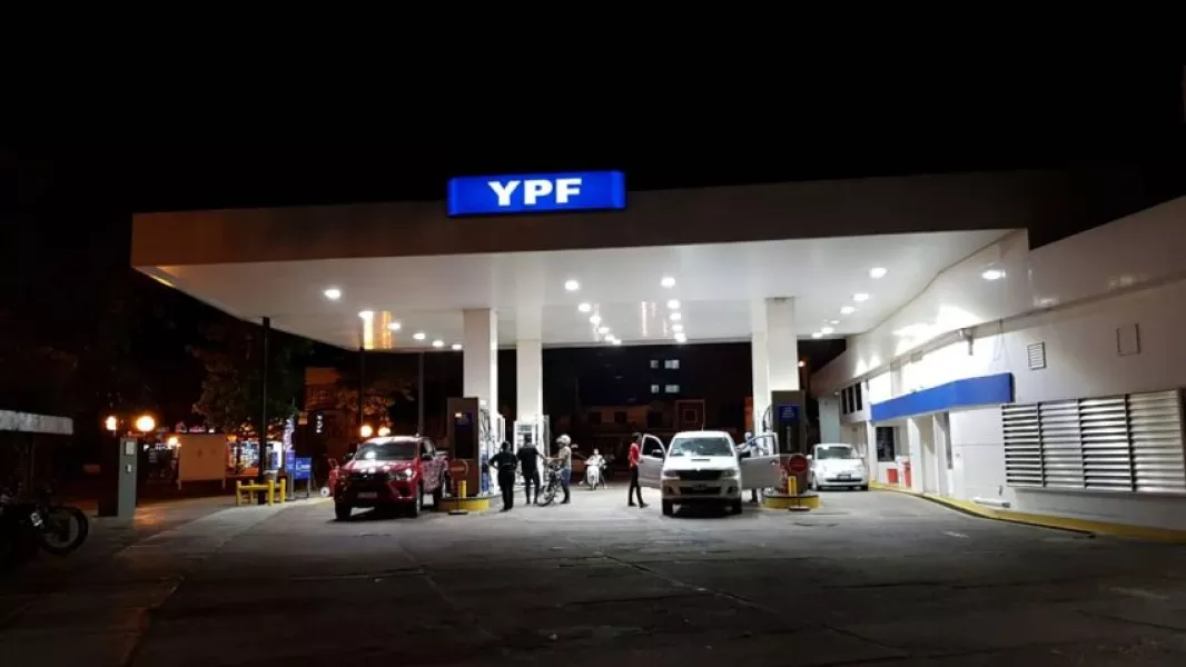 COMBUSTIBLES NOCHE
