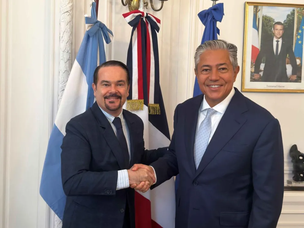 FIGUEROA EMBAJADA FRANCIA
